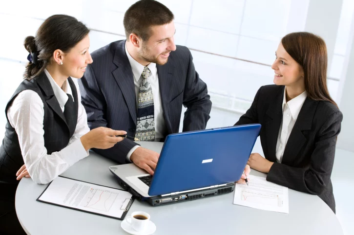 MBA Essay Topics at Top Schools and Their Tips